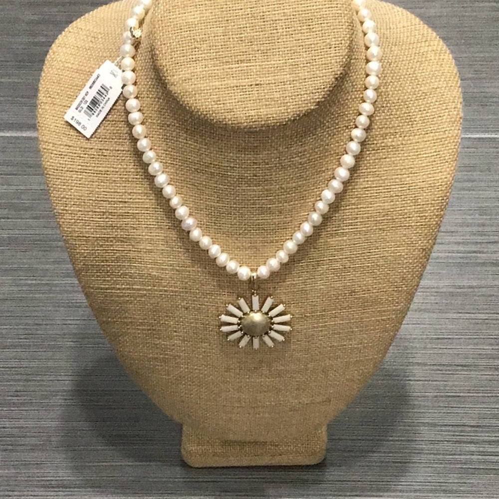 Kendra Scott Madison Daisy Necklace NWT